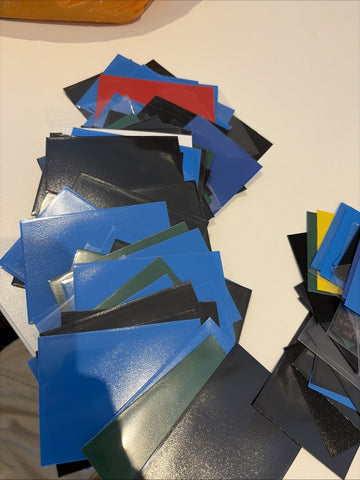 YUGIOH 1000+ Bag of Sleeves Joblot (back)
