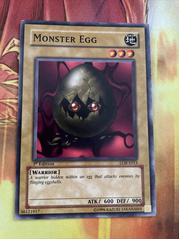 lob-e013 Monster Egg 1st Edition (VG+/NM) Common Yugioh!