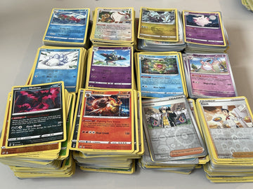 1000 REVERSE HOLO BUNDLE FULL FOIL Pokemon Collection Bulk NEW SETS NM Massive (back)