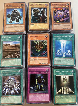 YUGIOH 100 VINTAGE CARD BUNDLE NOSTALGIC JOBLOT COLLECTION NEAR MINT COMMON/RARE
