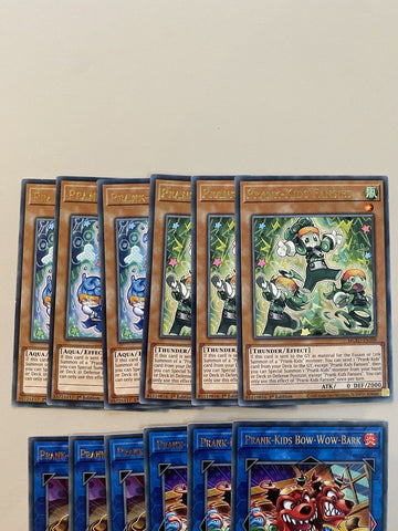 Deck Prank Kids Yugioh 18 Cards (back)
