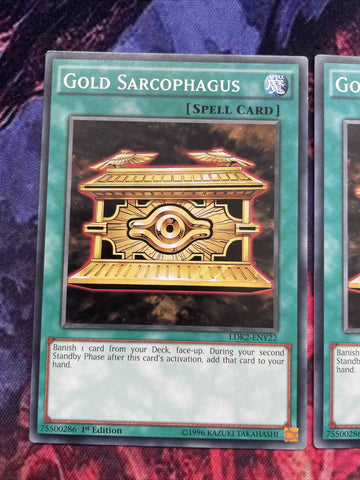 LDK2-ENY22 3 x copies Gold Sarcophagus Common NEW YuGiOh MINT (back)
