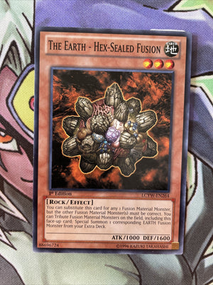 LCYW-EN264 The Earth - Hex-Sealed Fusion Common 1st Edition Near Mint Yugioh Car