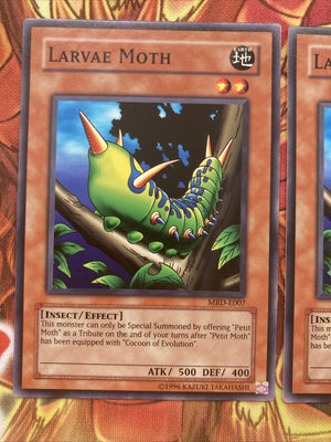 MRD E007 Yugioh | Larvae Moth × 3 | Common (back)