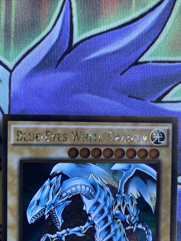 PGL2-EN080 Blue-Eyes White Dragon Gold Rare 1st Edition NM Yugioh Card (back)