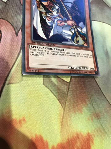 STP1-EN017 Gravekeeper's Priestess Super Rare Yugioh (back)