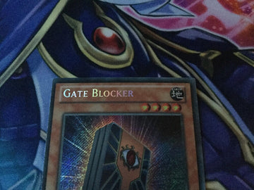 DRLG-EN034 Gate Blocker Secret Rare 1st Edition Mint YuGiOh Card (back)