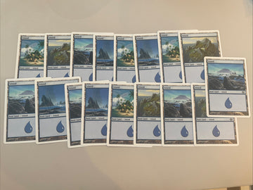 17 8th Edition Island Near Mint MTG