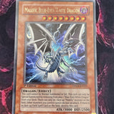 DPKB-EN023 YUGIOH MALEFIC BLUE-EYES WHITE DRAGON ULTRA RARE 1ST Edition EXC/LP