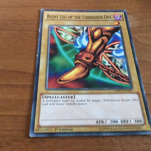 LDK2-ENY07 Right Leg of the Forbidden One 1st edition YuGiOh!