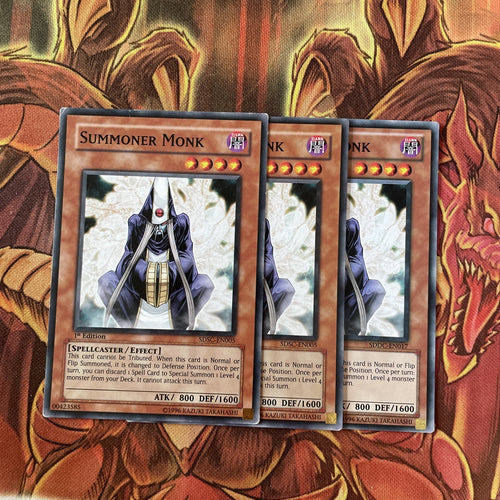 SDSC-EN005 Yugioh Summoner Monk x3 Playset