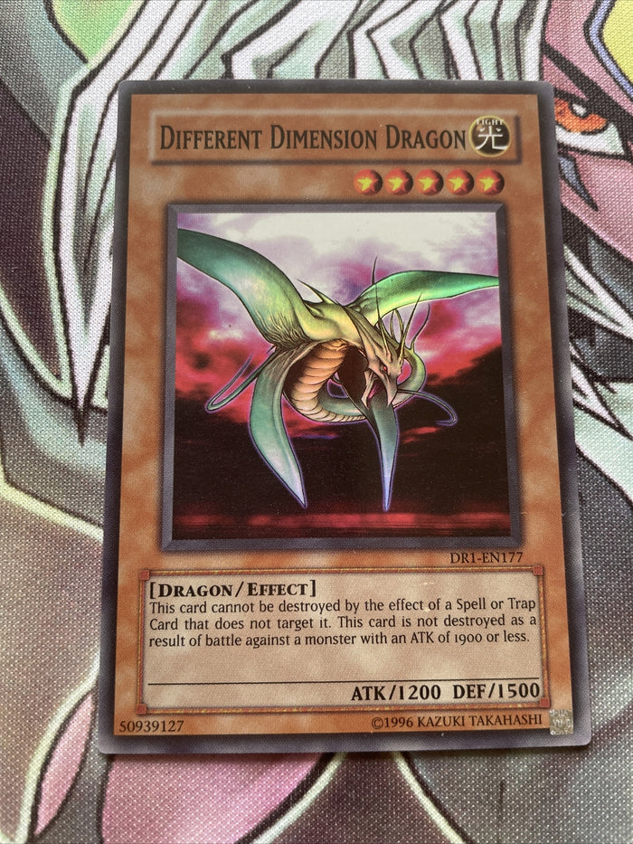 DR1-EN177 Different Dimension Dragon - Super Rare - Unlimited Edition NM Yugioh
