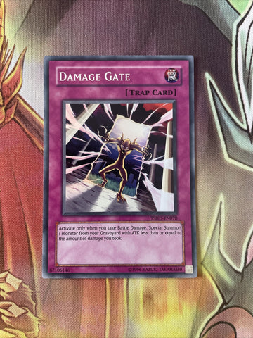 TSHD-EN070 Damage Gate Super Rare Yugioh Card unl Edition