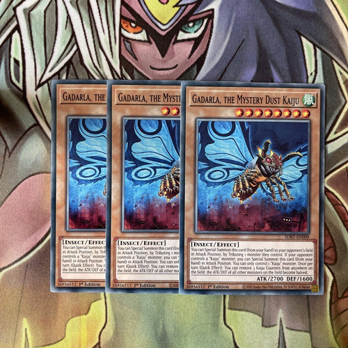 SDBT-EN009 x3 Gadarla, the Mystery Dust Kaiju Common Excellent Condition Yugioh
