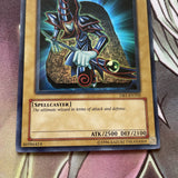 DB1-EN102 Yu-Gi-Oh! TCG Dark Magician Ultra Rare NM Yugioh Card
