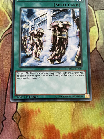 SR03-EN029 Yugioh - Machine Duplication - First Edition - Common (back)