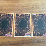 LVAL-EN069 Yugioh 3x Stand-Off 1st Ed Edition Playset!