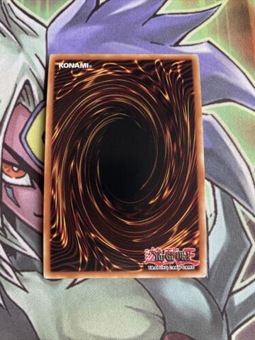 BLHR-EN031 Battlewasp - Pin The Bullseye Ultra Rare 1st Edition NM Yugioh Card (back)
