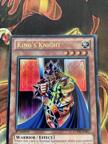 lcyw-en017 King's Knight 1st Edition (LP) Ultra Rare Yugioh! (back)