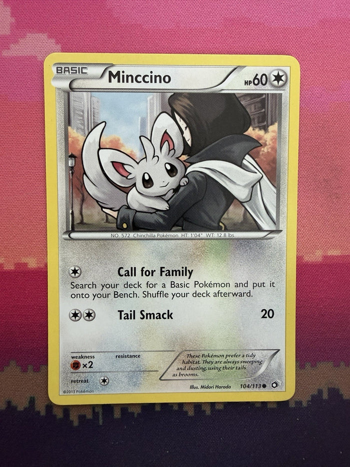 Pokemon Card Minccino Legendary Treasures 104/113 Near Mint