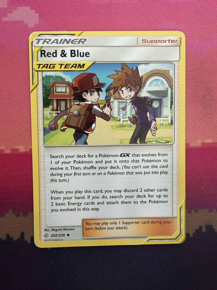Pokemon Card Red & Blue Cosmic Eclipse 202/236 Near Mint