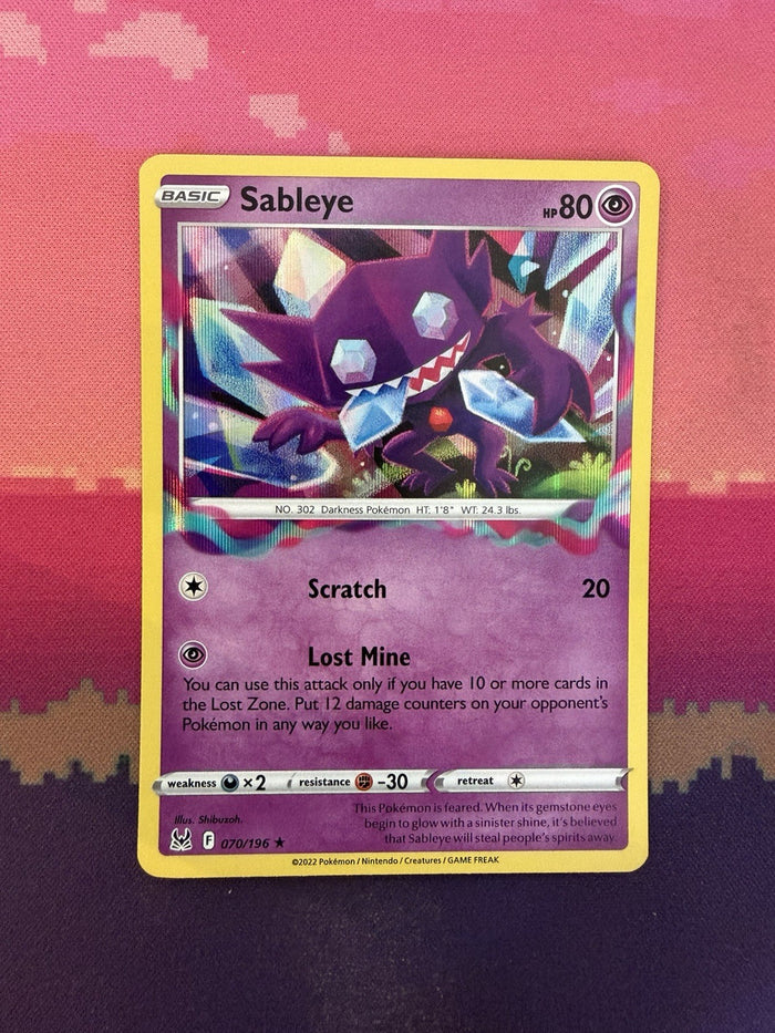 Pokemon Card Sableye Lost Origin Holo Rare 070/196 Near Mint