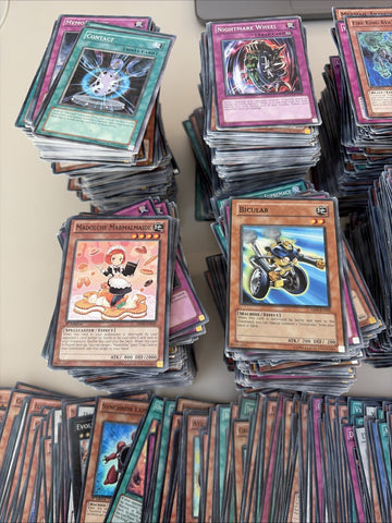 yugioh old bulk collection (from around 2010-2016) 2000 cards with 100+ holos (back)
