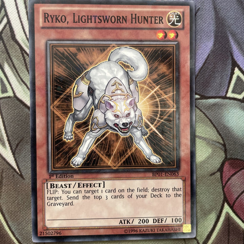 BP01-EN063 Ryko, Lightsworn Hunter Starfoil Rare 1st Edition NM Yugioh Card