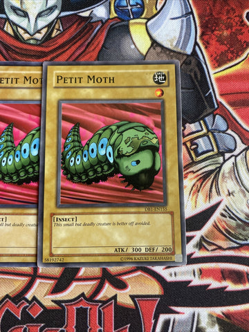 DB1-EN155 x3 Petit Moth Yugioh Playset (back)