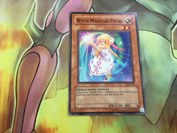 AST-033 Yugioh White Magician Pikeru (EX) 1X Common UNL