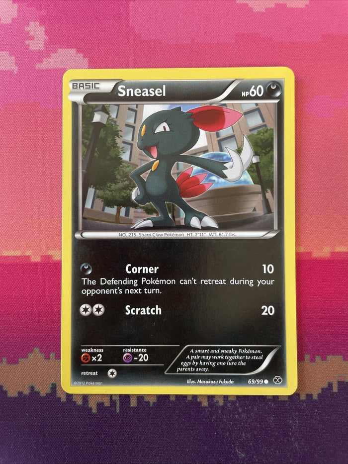 Pokemon Card Sneasel Next Destinies Common 69/99 NM