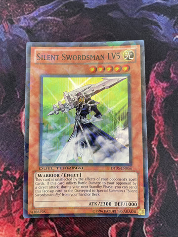 DT05-EN056 YuGiOh Silent Swordsman LV5 Super Rare Duel Terminal