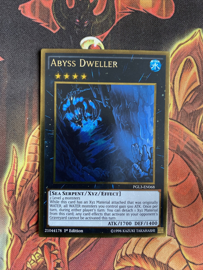 PGL3-EN068 Abyss Dweller Gold Rare 1st Edition NM Yugioh Card