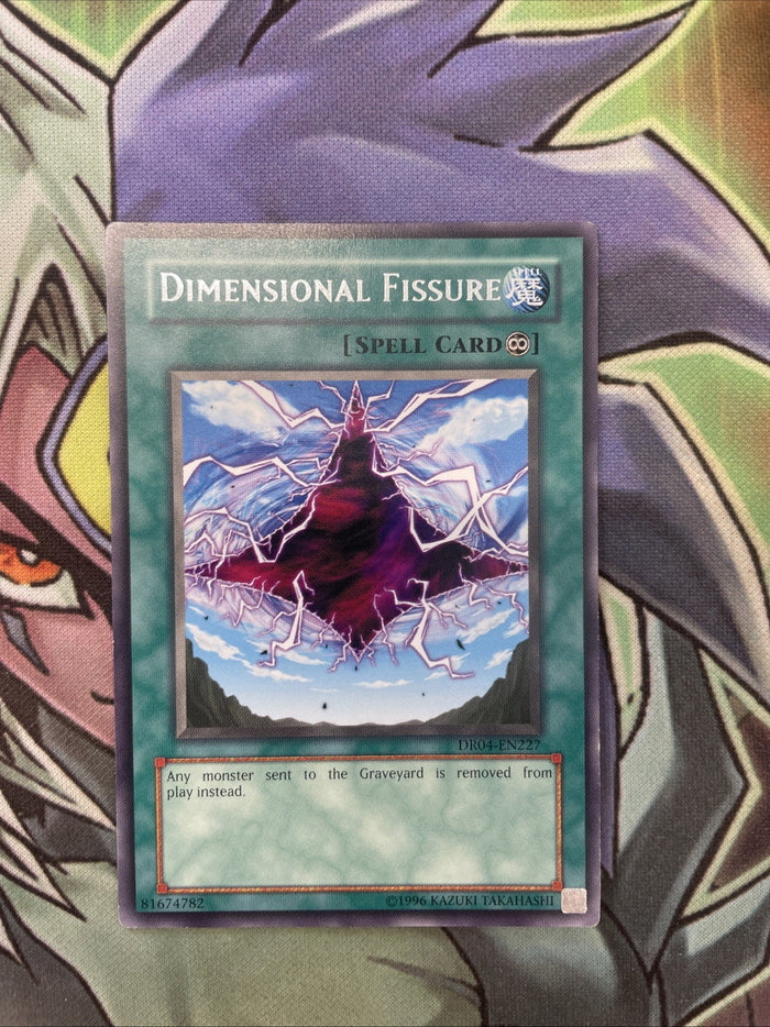 DR04-EN227 Dimensional Fissure Rare Unlimited Edition NM Yugioh Card