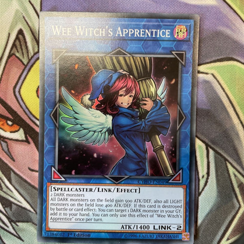 CYHO-EN049 Wee Witch's Apprentice Super Rare 1st Edition NM Yugioh Card