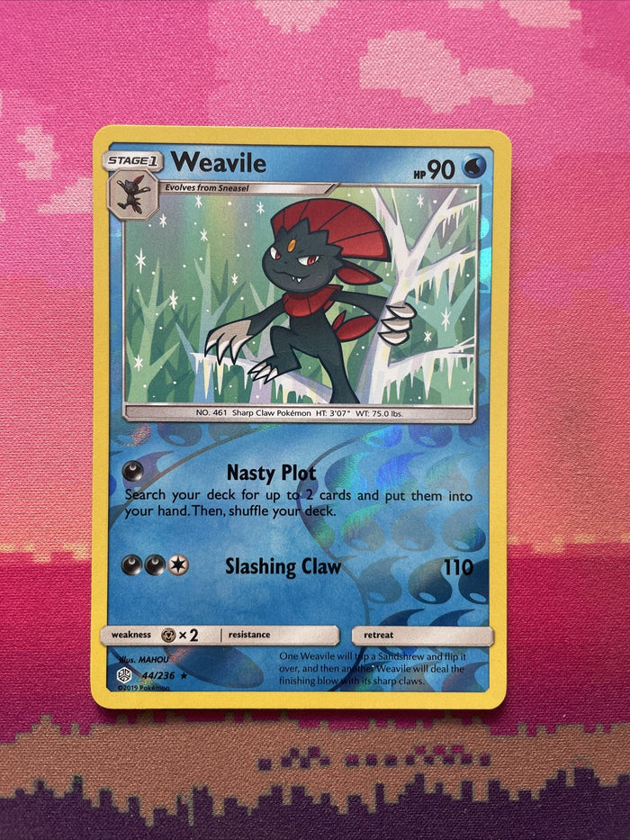 Pokemon Card Weavile Cosmic Eclipse Reverse Holo Rare 44/236 NM