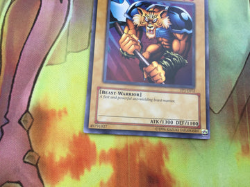 TP1-E012 Yugioh Tiger Axe! Rare! NM European Edition (back)
