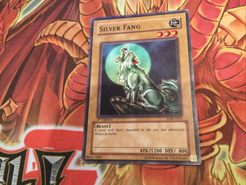 LOB-E007 SILVER FANG 1st EDITION ENGLISH Yugioh! CARD