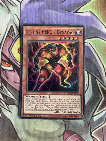 DESO-EN002 Destiny Hero - Dynatag Super Rare 1st Edition Near Mint Yugioh Card
