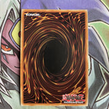 DESO-EN002 Destiny Hero - Dynatag Super Rare 1st Edition Near Mint Yugioh Card