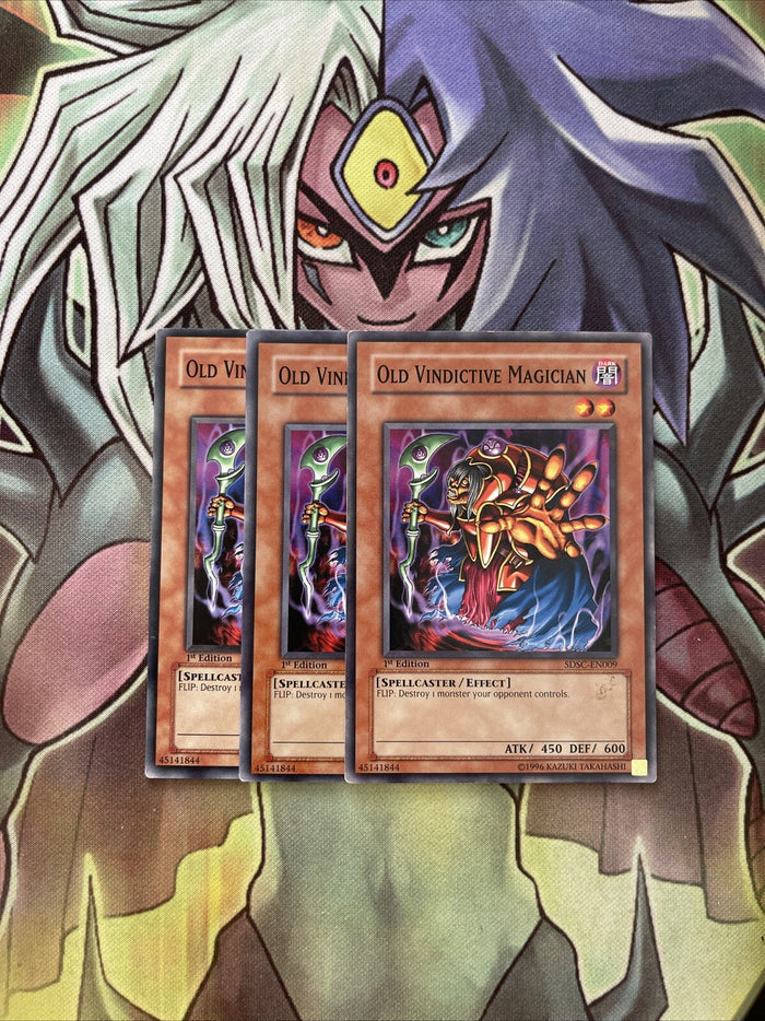 SDSC-EN009 x3 Old Vindictive Magician Common Excellent Condition Yugioh