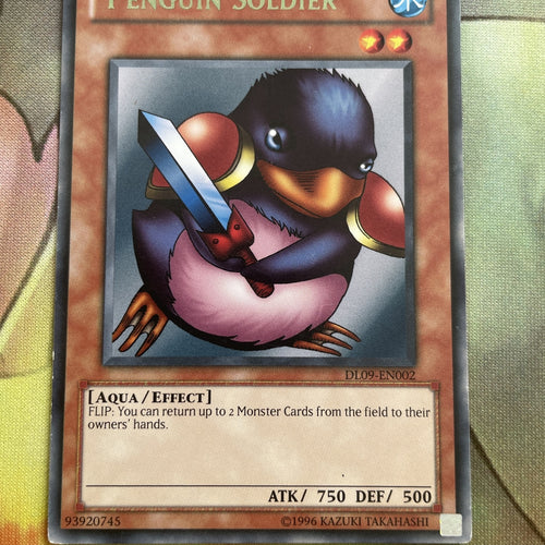 DL09-EN002 Yugioh Penguin Soldier Rare GREEN NM Condition