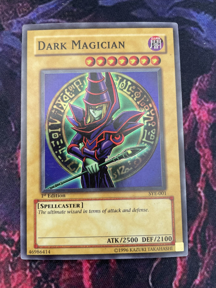 SYE-001 Dark Magician 1st Edition Yugioh Card Super Rare Starter Deck