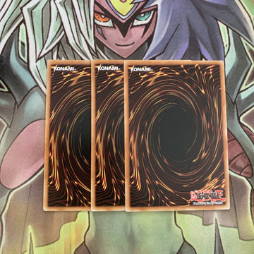 LDS3-EN089 x3 Magician of Chaos Varying Colours Ultra Excellent Condition Yugioh (back)