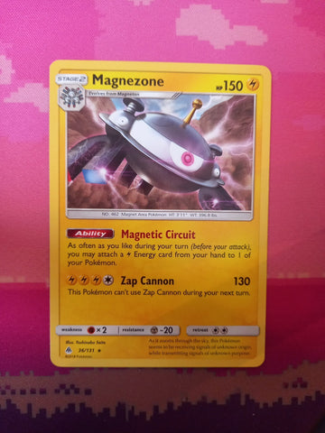 Pokemon Card Dusclops Masterball Prismatic Evolutions 036/131 Near Mint