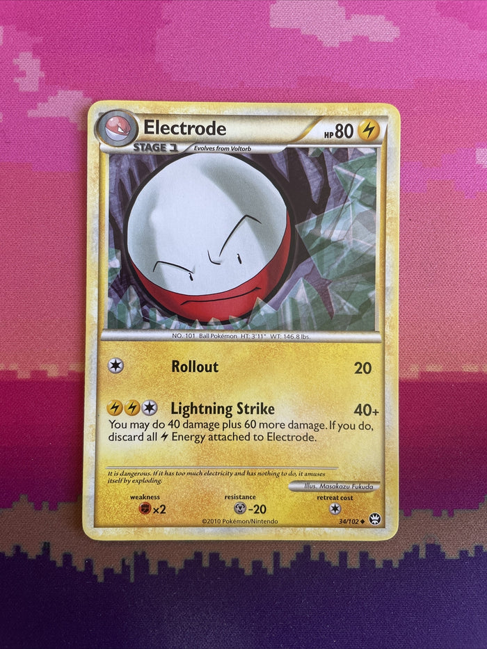 Pokemon Card Electrode Triumphant Uncommon 34/102 Near Mint