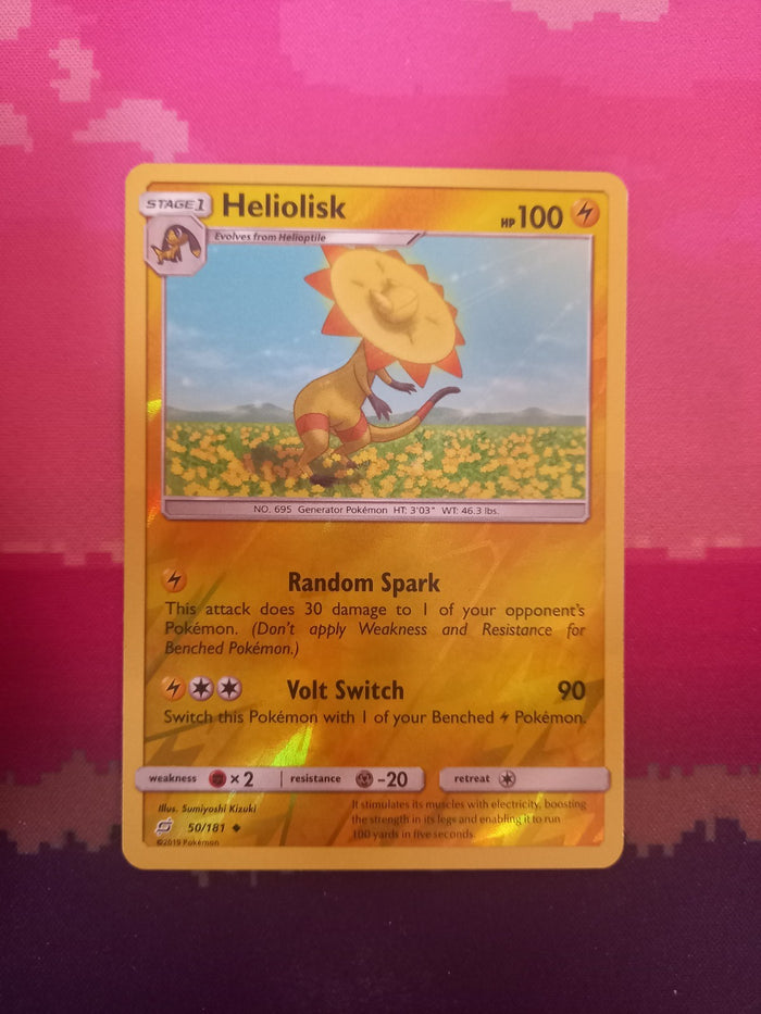 Pokemon card Heliolisk 50/181 Reverse Holo Team Up Near Mint