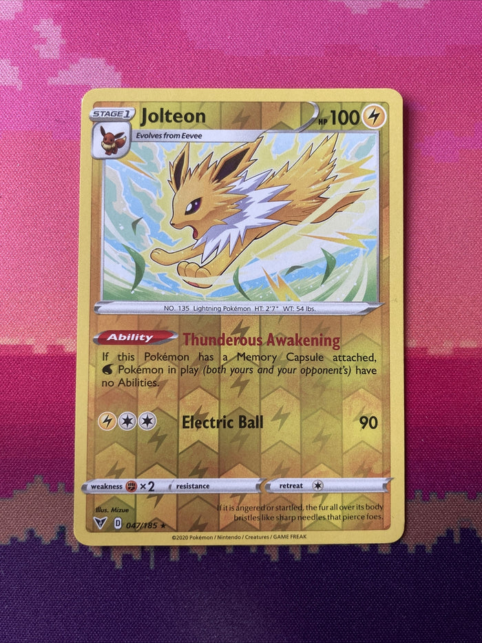 Pokemon Card Jolteon Vivid Voltage Reverse Holo Rare 047/185 Near Mint