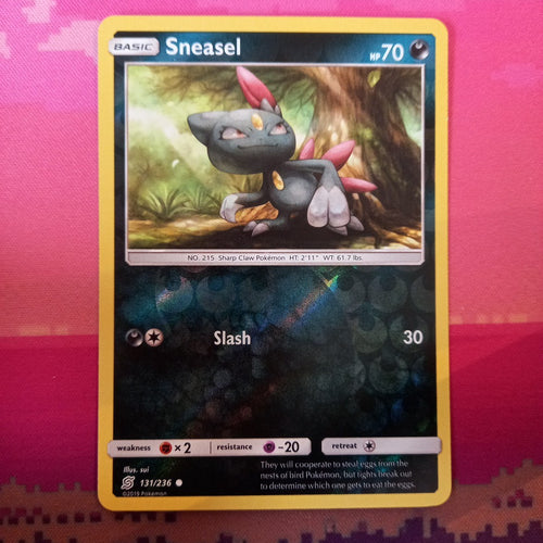 Pokemon Card Sneasel Unified Minds Reverse Holo 131/236 Near Mint