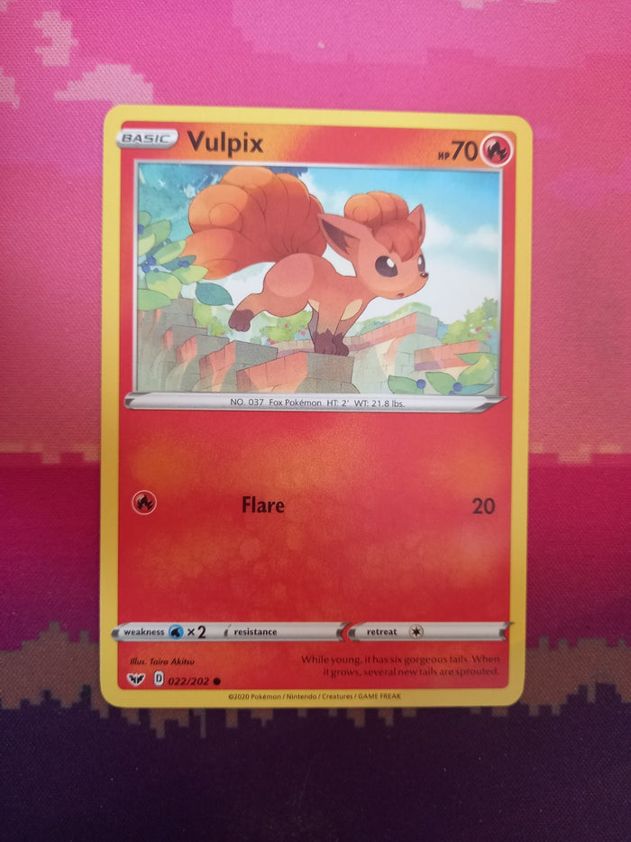 Pokemon Card Vulpix Sword & Shield 022/202 Near Mint